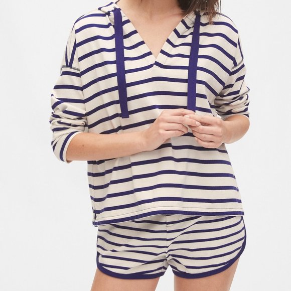 NWT | GAP | Stripe Pull On Cotton Knit Shorts | Navy & White | Medium (M) | NWT - Picture 2 of 6